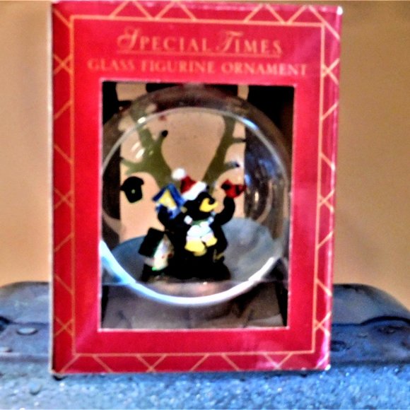 Special Times Glass Figurine Ornament Adorable Bear Scene Handpainted 4" Around - Picture 1 of 3